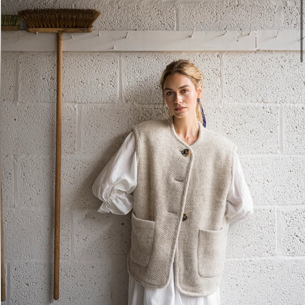BY SOREN Frida Wool Gilet in Oat NWOT